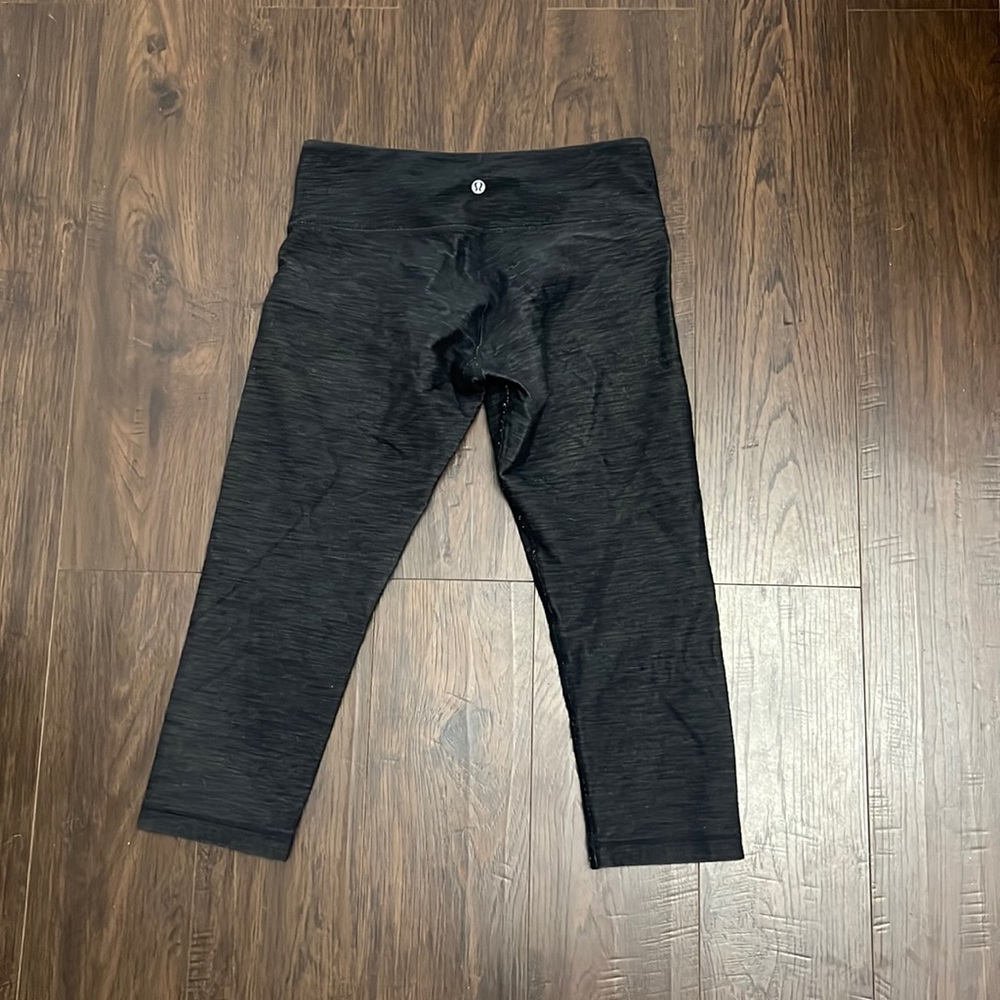 Lululemon cropped leggings